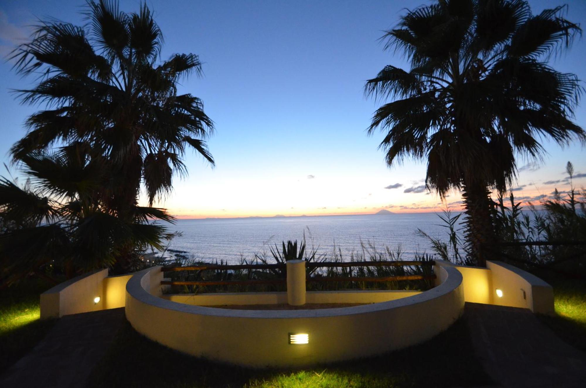 Hotel Villaggio Cala Di Volpe Капо-Ватикано Экстерьер фото
