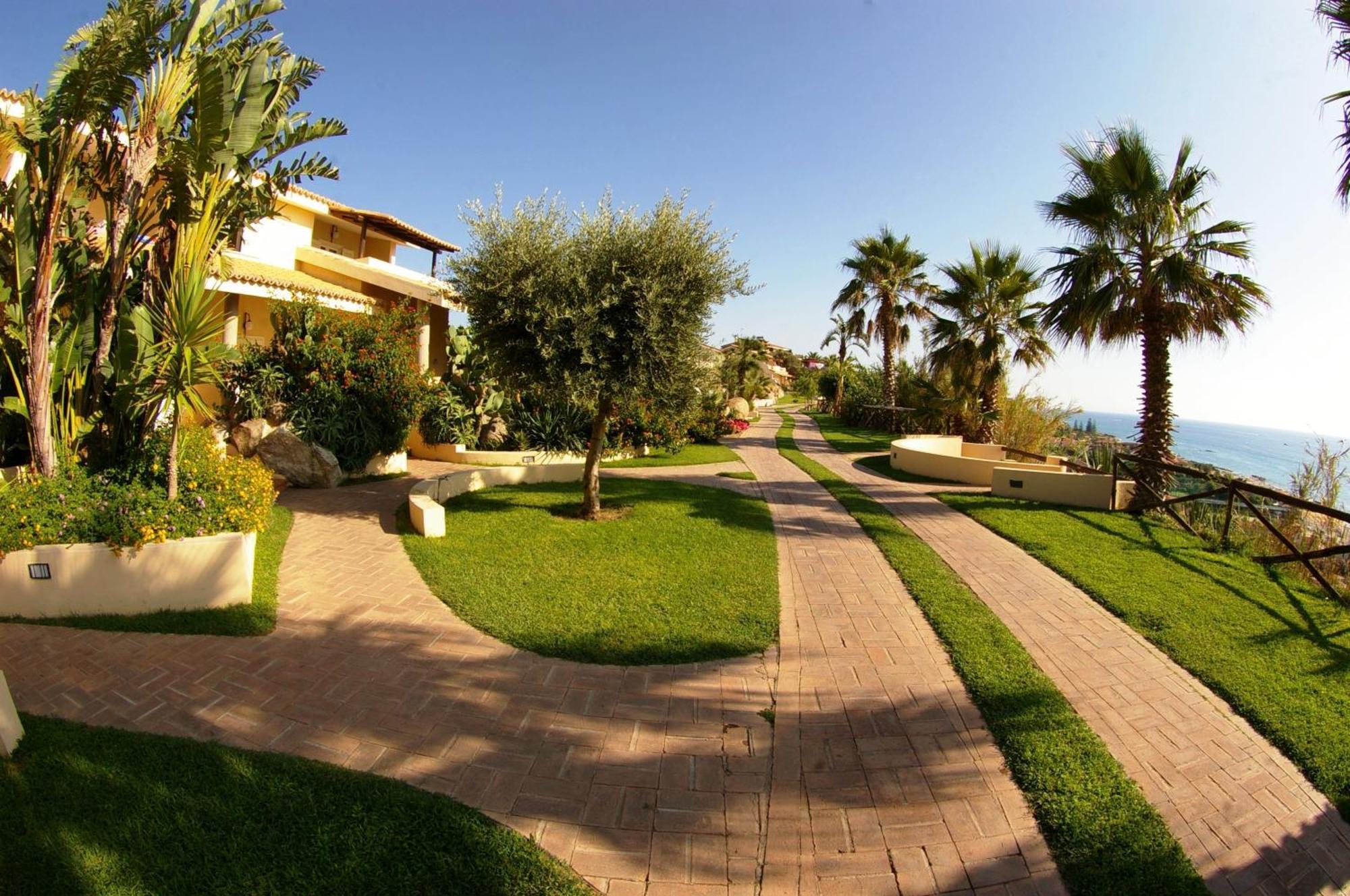 Hotel Villaggio Cala Di Volpe Капо-Ватикано Экстерьер фото